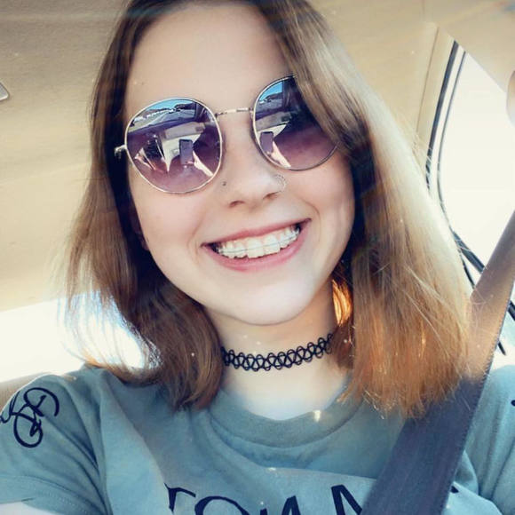 anna_mooree16
